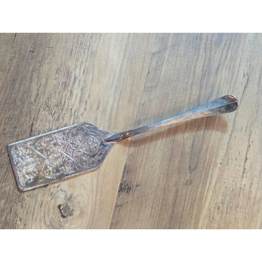 International Silver Co Silverplated Pizza Lasagna Server Ornate Floral